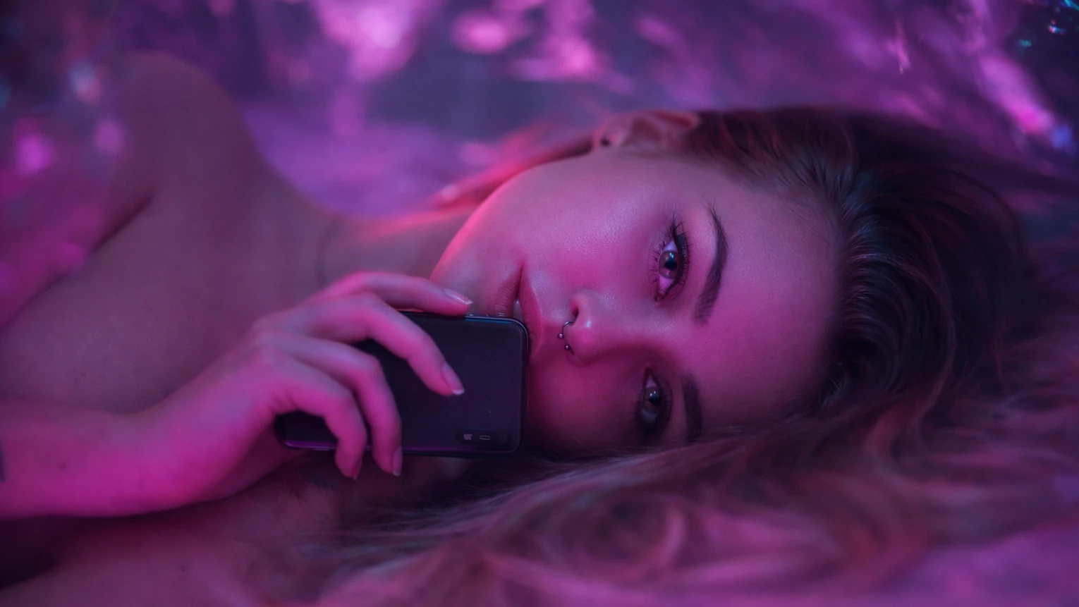 Conversation confidentielle entre adultes